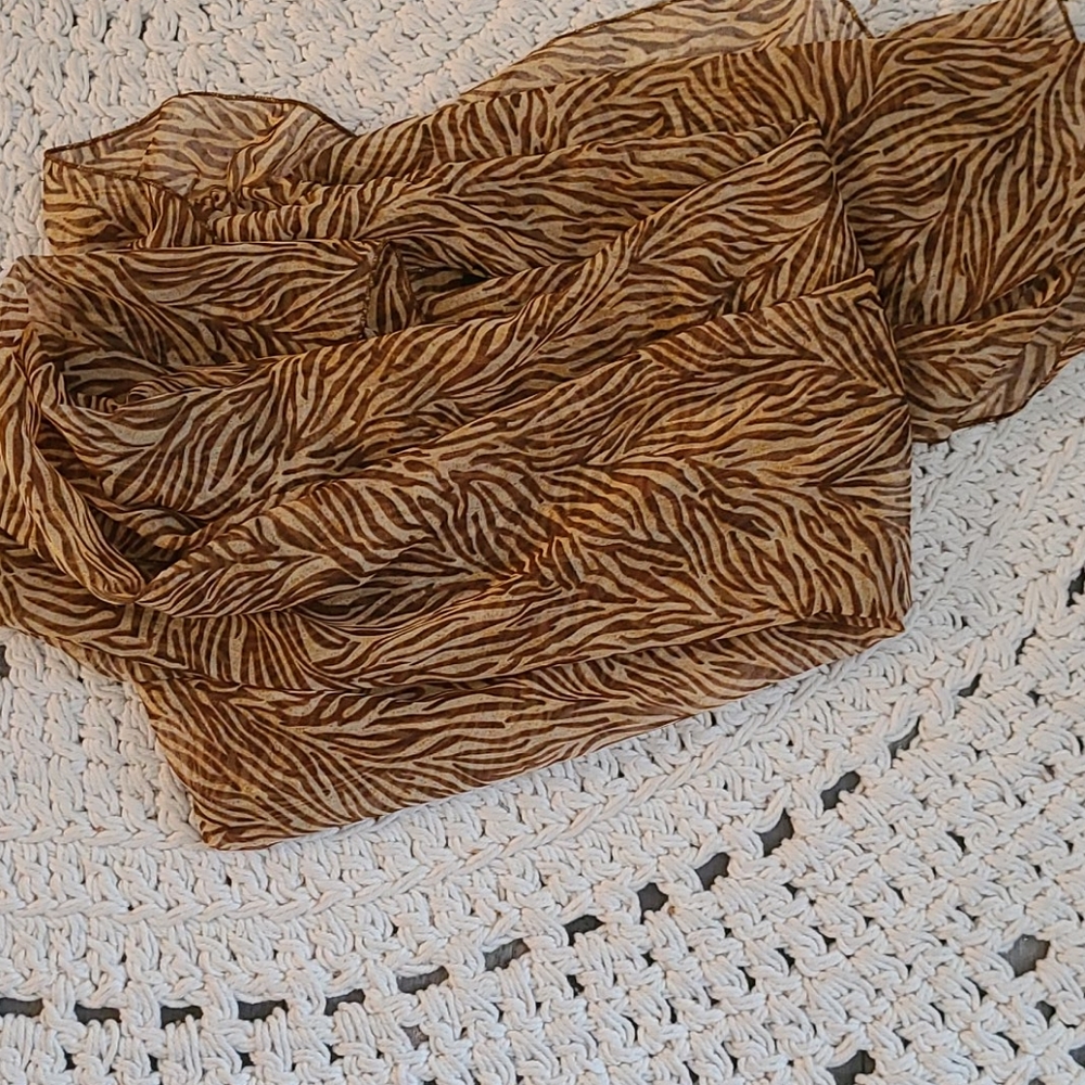 SAFARI SCARF BROWN CREME GOLD COLORS 42 BY 60 - Picture 9 of 16